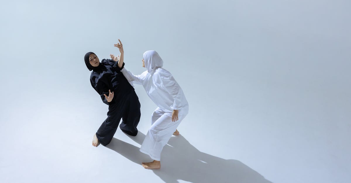 découvrez la place croissante des femmes musulmanes dans le sport, leurs défis, réalisations et contributions inspirantes qui redéfinissent les stéréotypes et promeuvent l'inclusion.