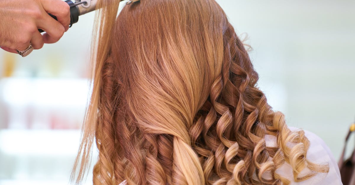 découvrez l'art du styling avec nos conseils et astuces pour sublimer votre look. que ce soit pour une occasion spéciale ou votre quotidien, apprenez à associer vêtements, accessoires et styles pour affirmer votre personnalité.